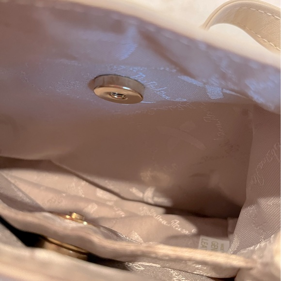 Paloma Picasso White Shoulder Bag - Picture 5 of 5